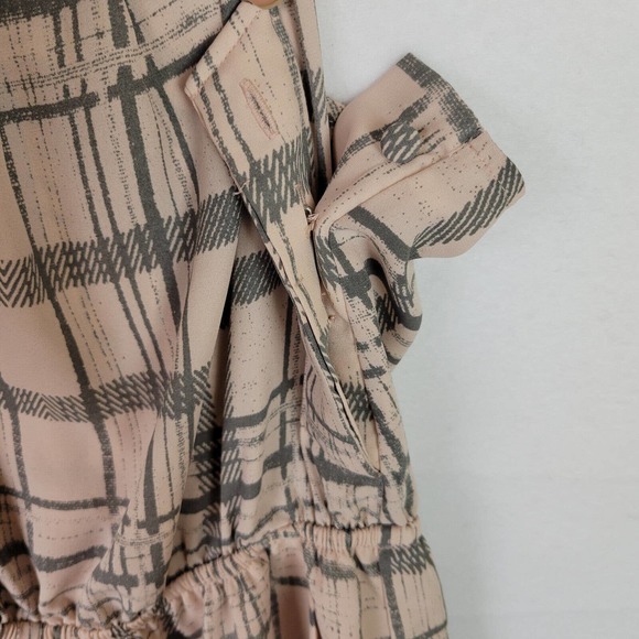 Avec Les Filles Womens Spaghetti Strap Shorts Romper Size XS Pink Gray - Picture 6 of 9